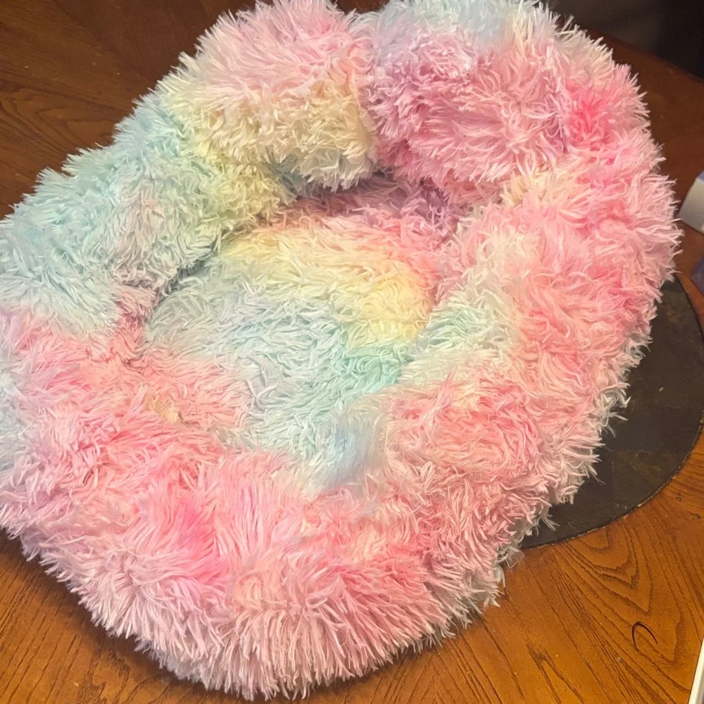 Fluffy Pastel Pet Bed
